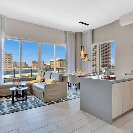 Luxury Amenities, Infinity Pool, Gym, Hot Tub Apartment Hollywood Exterior photo