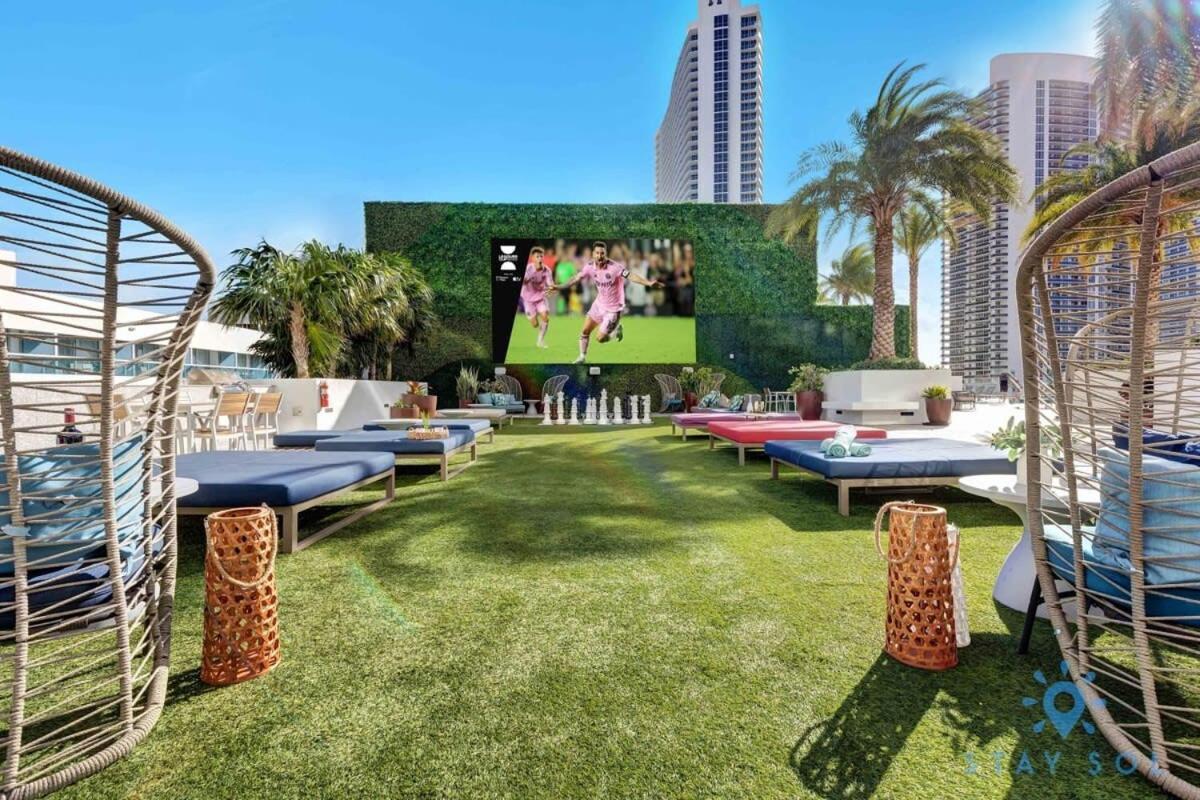 Luxury Amenities, Infinity Pool, Gym, Hot Tub