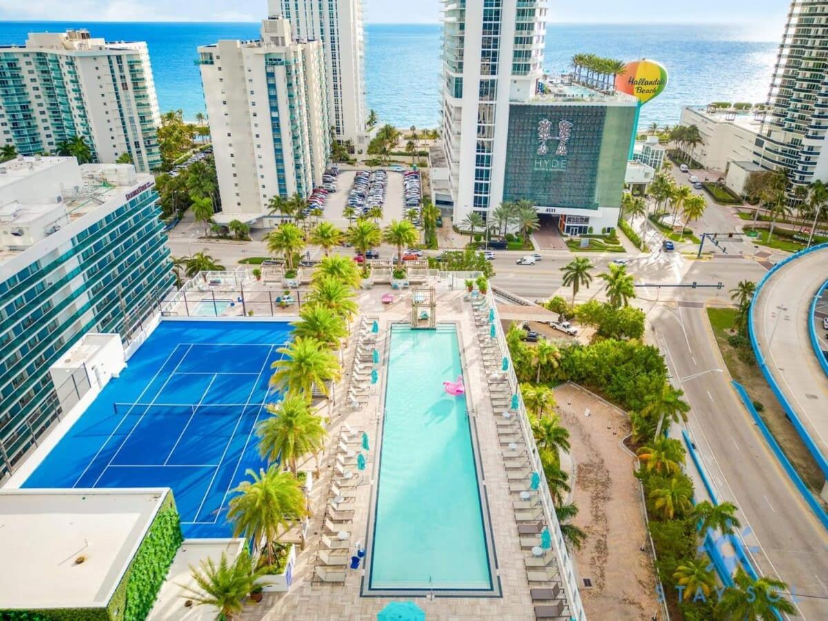 Luxury Amenities, Infinity Pool, Gym, Hot Tub