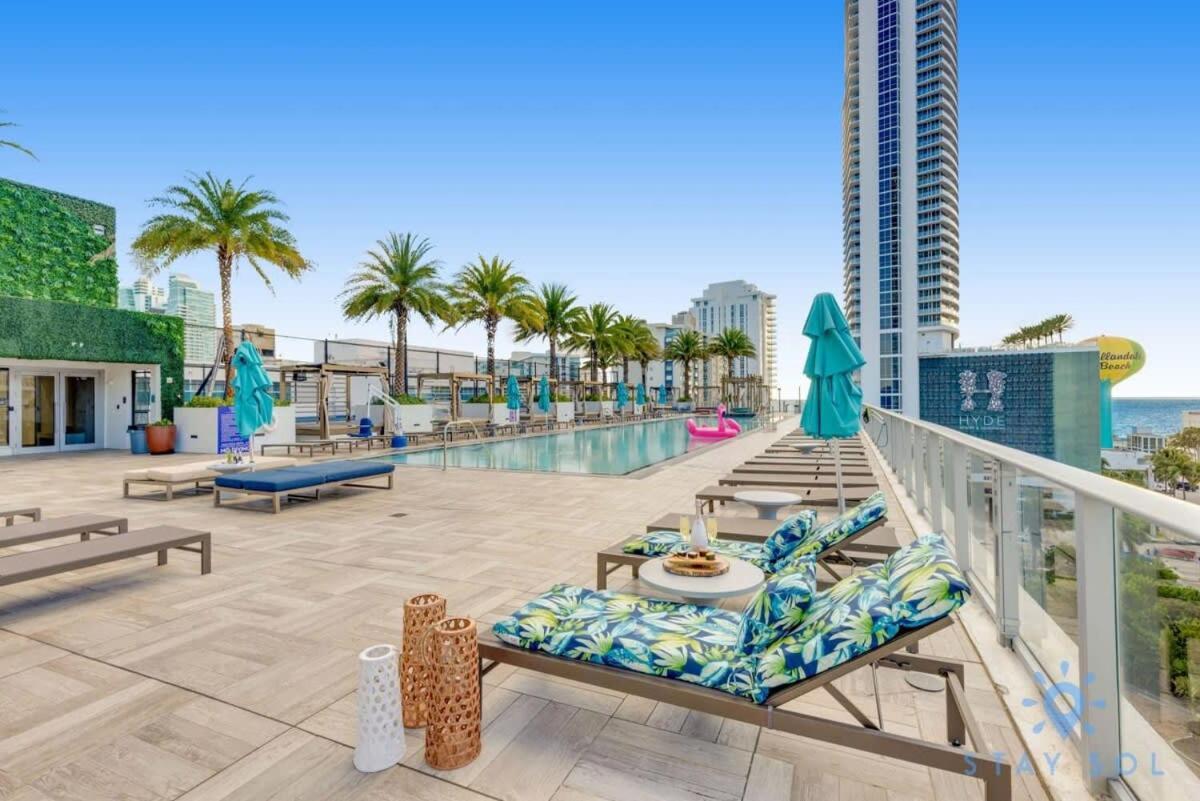 Luxury Amenities, Infinity Pool, Gym, Hot Tub * Hollywood
